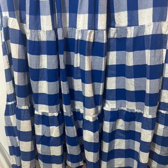 Blue and White Flutter Sleeve Tiered Midi Dress - Picture 7 of 8